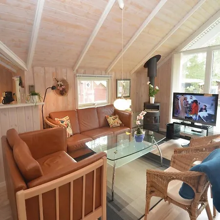 Five-bedroom Holiday Vaeggerlose With A Hot Tub 06 Holiday home