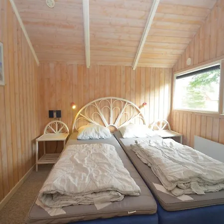 Holiday home Five-bedroom Holiday Vaeggerlose With A Hot Tub 06 Boto By
